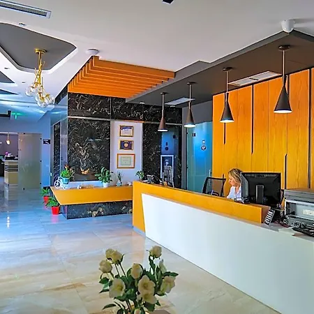 Hotel Lord Tirana Babrru