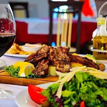 Lord Tirana 4*